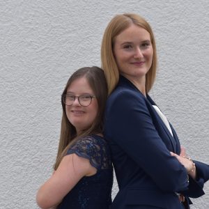Charlotte-und-Marie.JPG